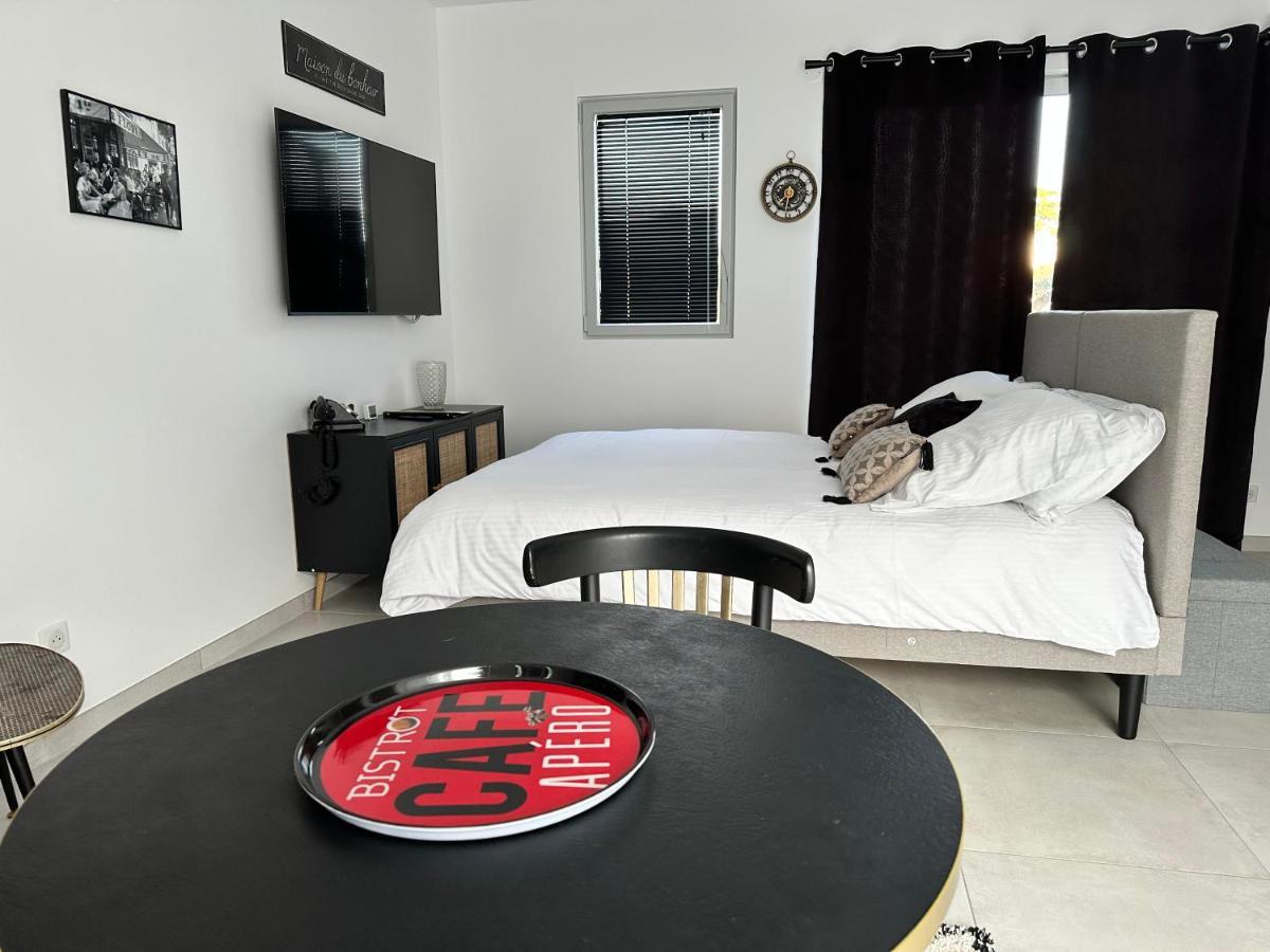 La Villa Perchee Calme, Sauna, Parking Prive Saint-Prix  Екстер'єр фото