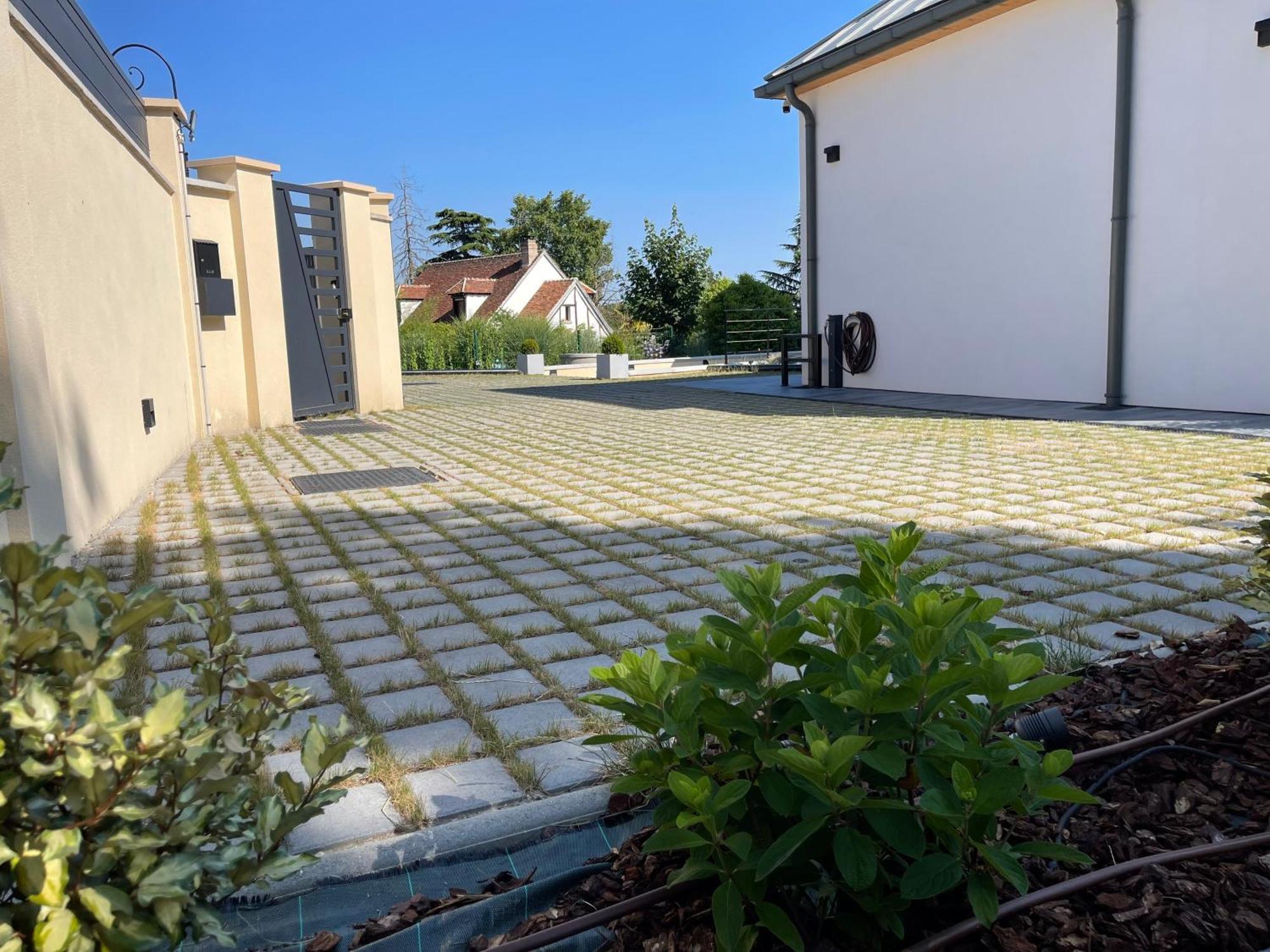 La Villa Perchee Calme, Sauna, Parking Prive Saint-Prix  Екстер'єр фото