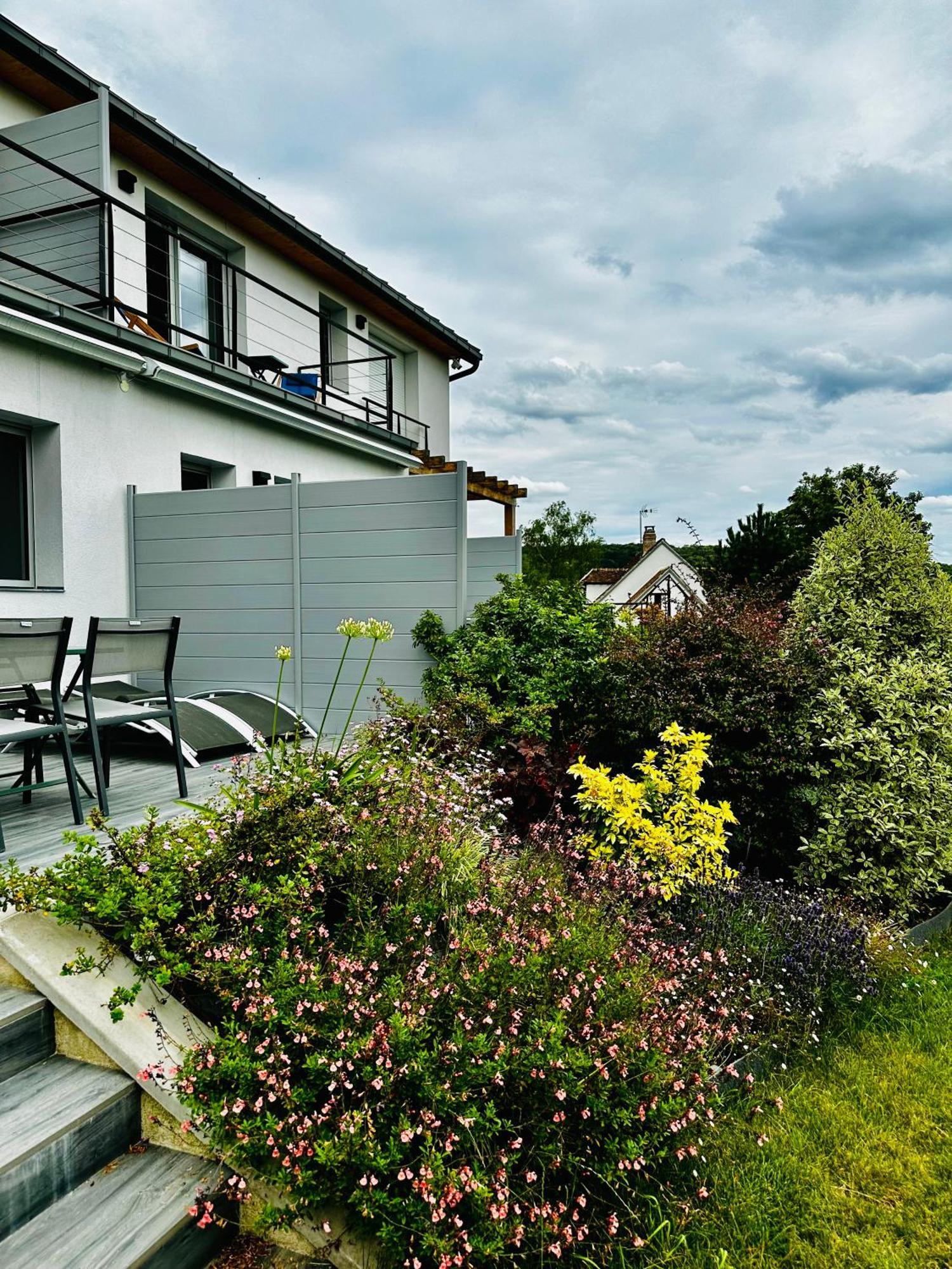 La Villa Perchee Calme, Sauna, Parking Prive Saint-Prix  Екстер'єр фото