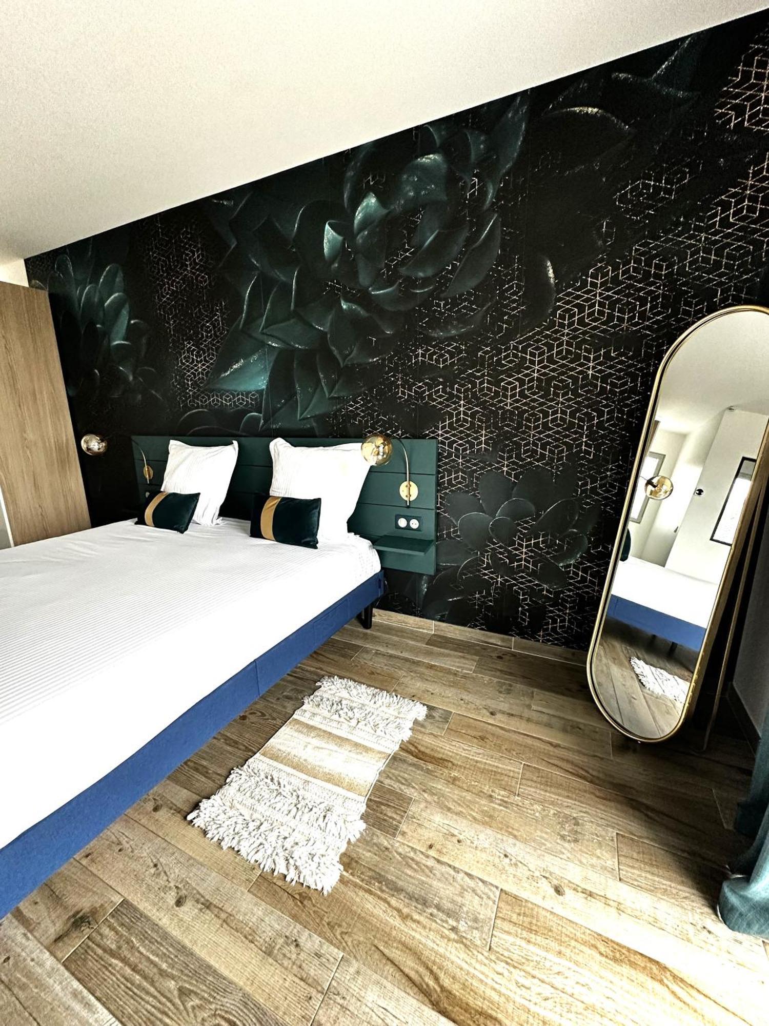 La Villa Perchee Calme, Sauna, Parking Prive Saint-Prix  Екстер'єр фото