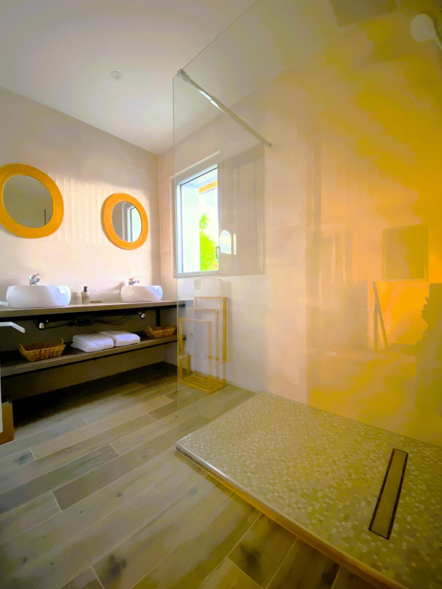 La Villa Perchee Calme, Sauna, Parking Prive Saint-Prix  Екстер'єр фото